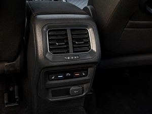 Внедорожник Volkswagen Tiguan 2017 года, 2330000 рублей, Краснодар