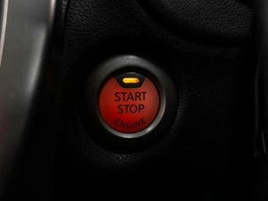 Хетчбэк Nissan Note 2013 года, 949000 рублей, Тюмень