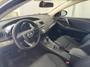 Седан Mazda 3 2011 года, 975000 рублей, Красноярск