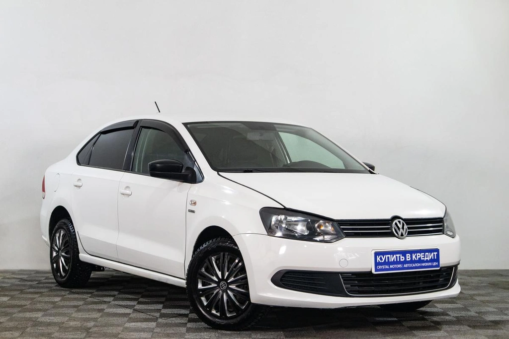 Седан Volkswagen Polo 2013 года, 759000 рублей, Сургут