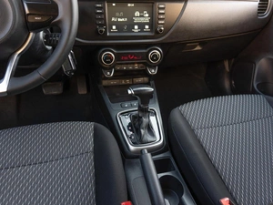 Седан Kia Rio 2019 года, 1499000 рублей, Саратов
