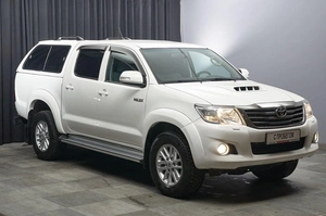 Пикап Toyota Hilux 2013 года, 2599000 рублей, Красноярск