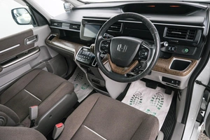 Минивэн Honda Stepwgn 2015 года, 1559000 рублей, Красноярск