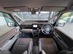 Минивэн Honda Stepwgn 2015 года, 1780000 рублей, Уфа