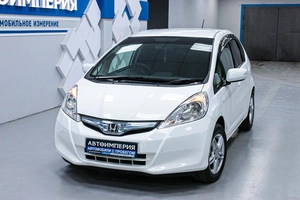 Хетчбэк Honda Fit 2011 года, 748000 рублей, Солонцы