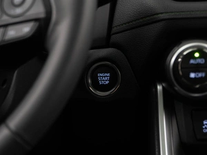 Внедорожник Toyota RAV4 2025 года, 4248055 рублей, Москва