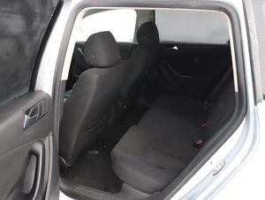 Универсал Volkswagen Passat 2010 года, 970000 рублей, Ижевск