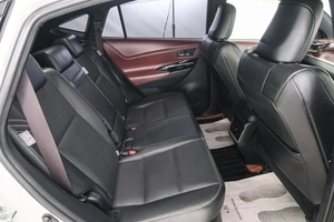 Внедорожник Toyota Harrier 2018 года, 3899000 рублей, Красноярск