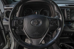 Внедорожник Toyota RAV4 2018 года, 2719000 рублей, Челябинск