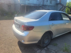 Седан Toyota Corolla 2007 года, 620000 рублей, Красноярск