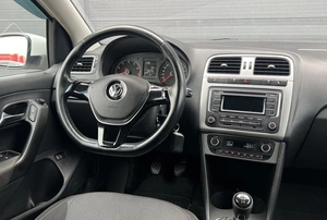 Седан Volkswagen Polo 2015 года, 780000 рублей, Солонцы