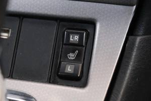 Хетчбэк Toyota Corolla 2002 года, 599000 рублей, Омск