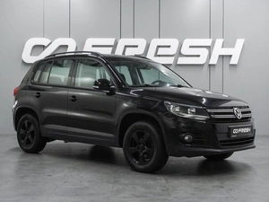 Внедорожник Volkswagen Tiguan 2011 года, 1229000 рублей, Воронеж