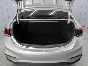 Седан Hyundai Solaris 2017 года, 1116000 рублей, Омск