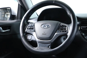 Седан Hyundai Solaris 2021 года, 1369000 рублей, Новосибирск