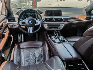 Седан BMW 7 серия 2017 года, 4560000 рублей, Краснодар