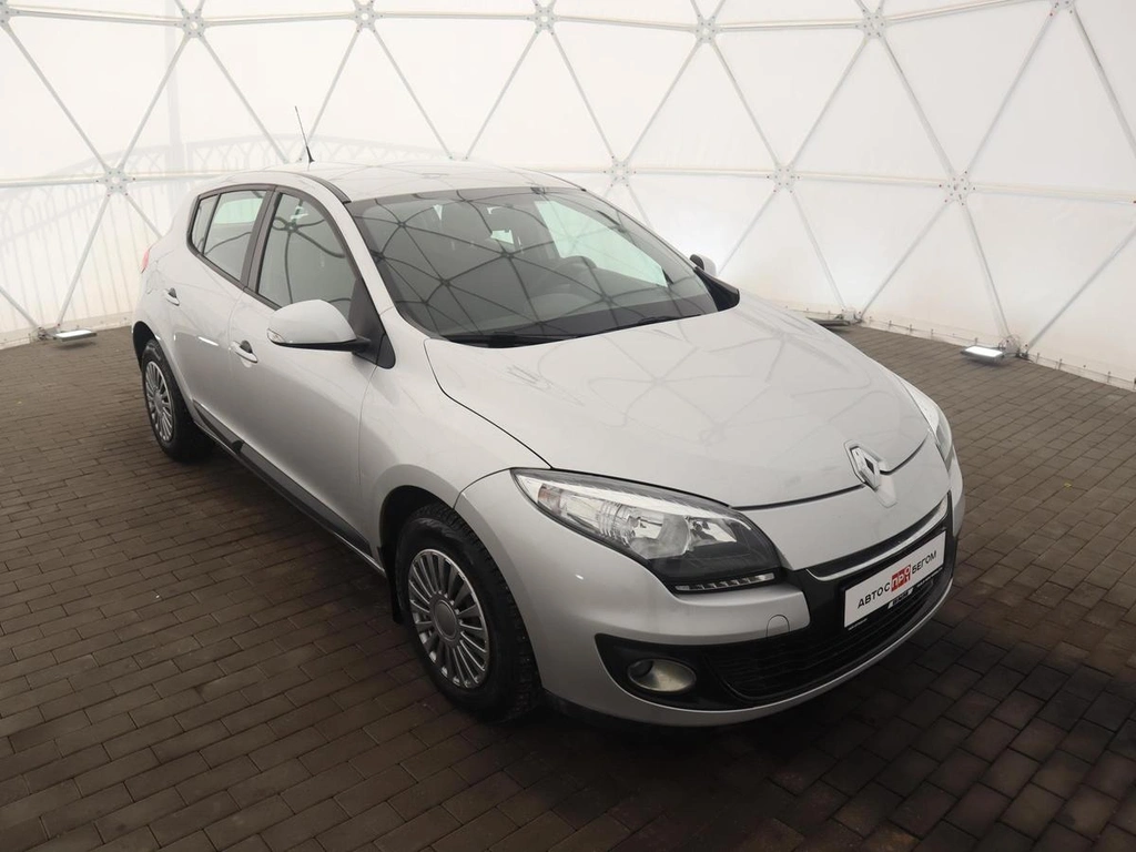 Хэтчбек Renault Megane 2013 года, 885000 рублей, Орёл