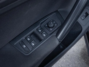 Внедорожник Volkswagen Tiguan 2018 года, 3100000 рублей, Нижний Новгород