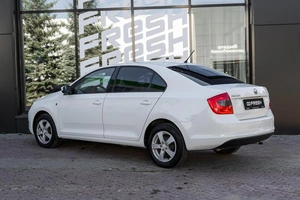 Лифтбек Skoda Rapid 2014 года, 949000 рублей, Ульяновск