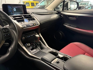 Внедорожник Lexus NX 2018 года, 2749000 рублей, Павловская Слобода