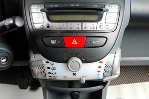 Хетчбэк Peugeot 107 2010 года, 729000 рублей, Тюмень