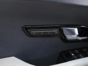 Внедорожник Land Rover Range Rover Evoque 2011 года, 1799000 рублей, Ростов-на-Дону