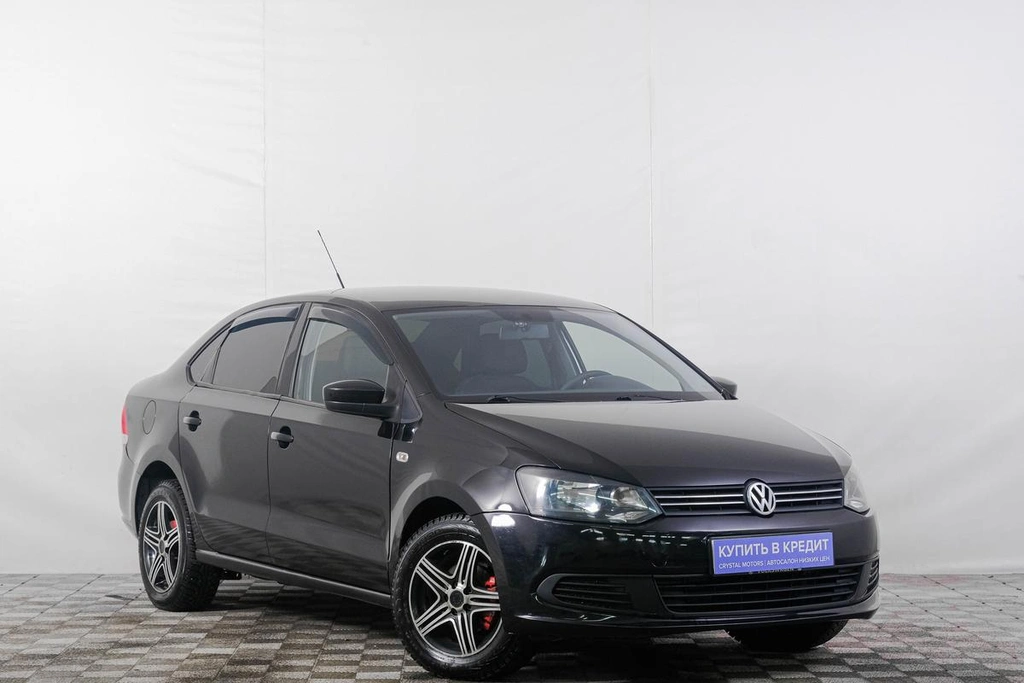 Седан Volkswagen Polo 2012 года, 699000 рублей, Кемерово