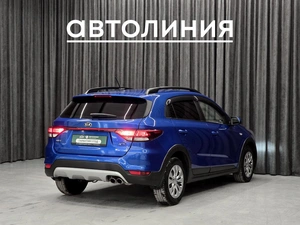 Хетчбэк Kia Rio X-Line 2018 года, 1470000 рублей, Красноярск