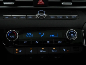 Седан Hyundai Elantra 2025 года, 2827077 рублей, Москва