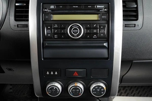 Внедорожник Nissan X-Trail 2011 года, 1259000 рублей, Тюмень
