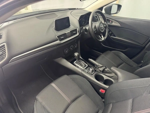 Хетчбэк Mazda Axela 2016 года, 1167000 рублей, Красноярск