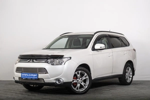 Внедорожник Mitsubishi Outlander 2013 года, 1679000 рублей, Томск