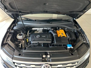 Внедорожник Volkswagen Tiguan 2018 года, 2800000 рублей, Смоленск