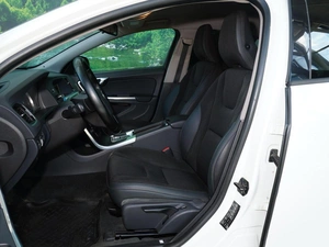 Седан Volvo S60 2012 года, 978000 рублей, Тверь