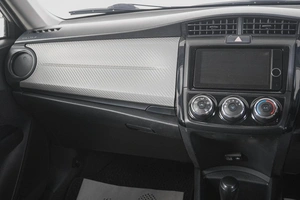 Седан Toyota Corolla Axio 2013 года, 889000 рублей, Кемерово