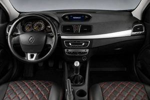 Седан Renault Fluence 2012 года, 619000 рублей, Челябинск