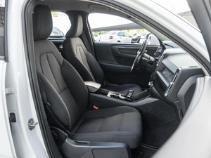Внедорожник Volvo XC40 2019 года, 2548000 рублей, Волгоград