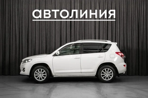Внедорожник Toyota RAV4 2010 года, 1365000 рублей, Красноярск