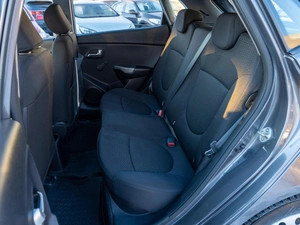 Хетчбэк Kia Rio 2017 года, 899000 рублей, Саратов