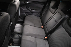 Хетчбэк Ford Focus 2013 года, 989000 рублей, Сургут