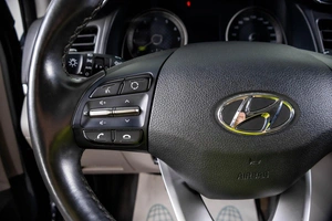 Седан Hyundai Elantra 2020 года, 1619000 рублей, Пермь