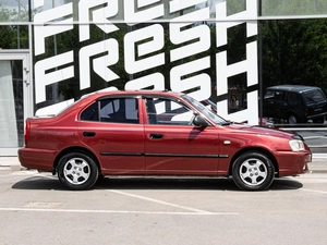 Седан Hyundai Accent 2005 года, 490000 рублей, Волгоград