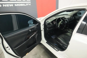 Седан Toyota Camry 2015 года, 2000000 рублей, Курск