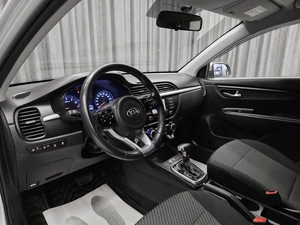 Хетчбэк Kia Rio X-Line 2019 года, 1249000 рублей, Красноярск