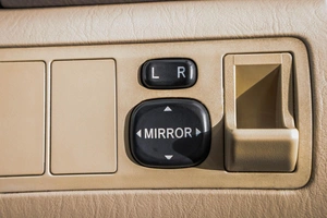 Седан Toyota Corolla 2002 года, 639000 рублей, Барнаул