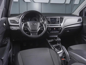 Седан Hyundai Solaris 2017 года, 1349000 рублей, Ростов-на-Дону