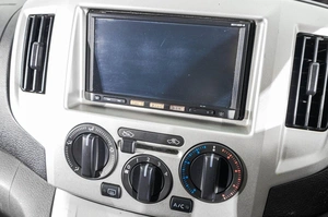 Минивэн Nissan NV200 2019 года, 1799000 рублей, Барнаул