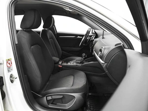 Хетчбэк Audi A3 2017 года, 1560000 рублей, Ставрополь