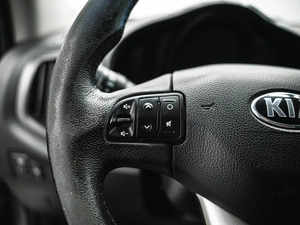 Внедорожник Kia Sportage 2013 года, 1230000 рублей, Красноярск