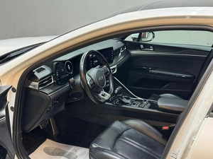 Седан Kia K5 2020 года, 2957000 рублей, Красноярск